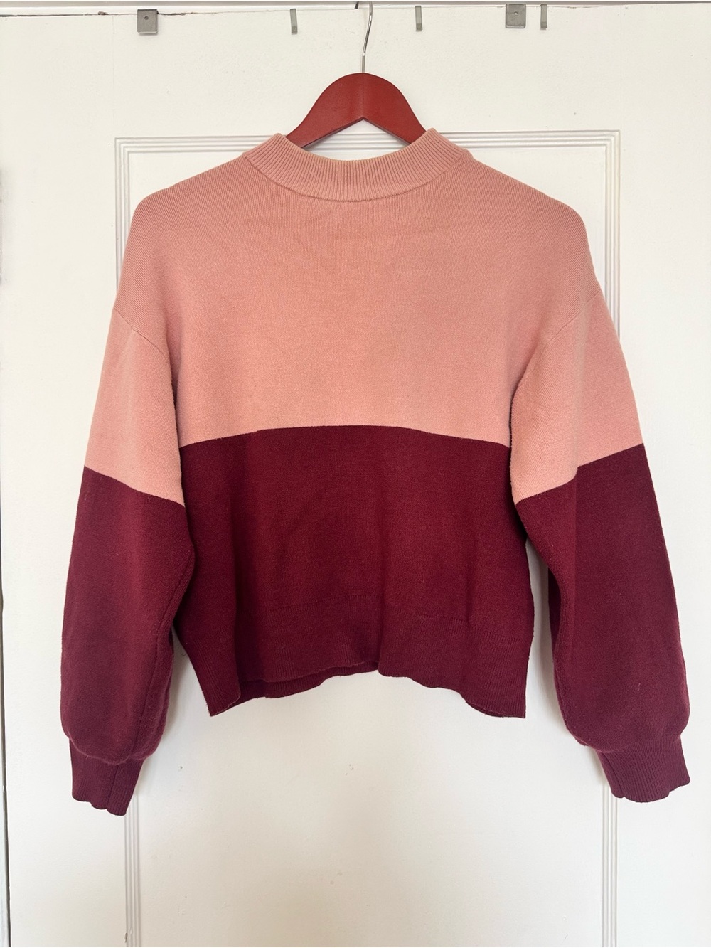Mango Two-Tone Crewneck Sweater in Pink and Burgundy